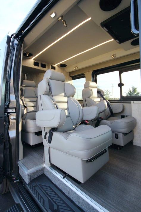 Family Ford Transit with Bathroom Van Inside, Van Luxury, Mb Sprinter, Luxury Van, Road Trip Car, Luxury Car Interior, Lux Cars, Van Interior, Travel Van