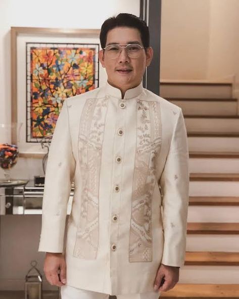 Coat Barong For Groom, Modern Barong Tagalog For Groom, Barong Tagalog For Groom, Barong Suit, Barong Tagalog Wedding, Coat Barong, Best Groom Suits, Barong Wedding, Fiesta Wedding Theme