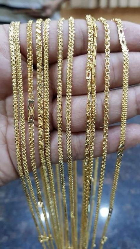 Chinese Mens Gold Chain Necklace, Gold Neck Chain, Necklaces Luxury, Gold Necklace For Men, Gold Snake Chain, Online Gold Jewellery, Gold Mangalsutra Designs, Gold Chain Design, Mens Gold Jewelry