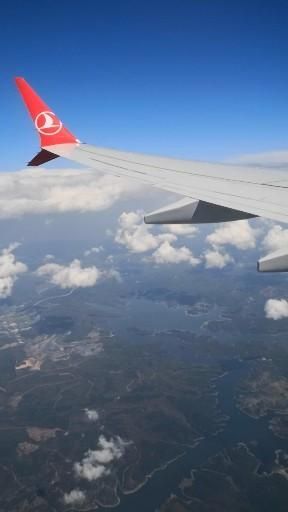 What Are The Best Travel Hacks For International Flights [Video] | Travel pictures, Travel pictures poses, Sky aesthetic Flight Take Off Video, Gunung Fuji, Airport Hacks, Book Flight, Plane Photography, Airplane Window View, Perjalanan Kota, Video Travel, Flight Travel