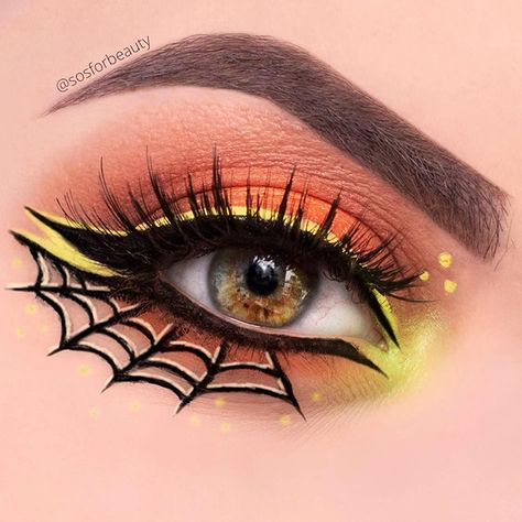 Via www.achotendencia.com halloween, maquiagem, festa, fantasia, ideias, 2019 Fairy Lashes, Halloween Eyeshadow, Maquillage Halloween Simple, Fantasy Make-up, Halloween Make-up Looks, Uhyggelig Halloween, Holloween Makeup, Creepy Halloween Makeup, Cute Halloween Makeup