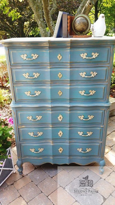 Painted French Provincial Dresser, Provincial Dresser Makeover, White Washed Furniture, Blue Painted Furniture, Provincial Dresser, Antique Bedroom Furniture, Log Cabin Ideas, Diy Dresser Makeover, Antique Bedroom