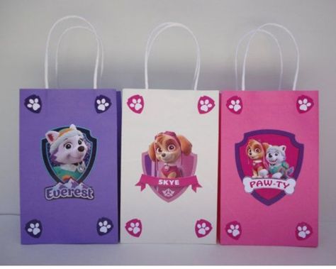 Paw Patrol Girl Birthday Party, Paw Patrol Party Favors Bags, Paw Patrol Girl Birthday, Paw Patrol Skye And Everest, Girl Paw Patrol Party, Printable Paw Patrol, Skye Birthday Party, Skye Paw Patrol Party, Paw Patrol Favors