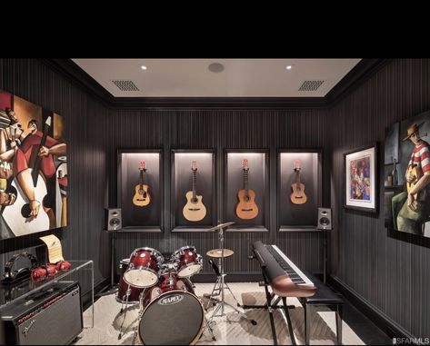 Modern Recording Studio, Audio Room Design, Music Studio Room Ideas, Small Music Room, Modern Music Room, Bold Office, Ruang Studio Musik, Studio Room Ideas, Studio Music Room