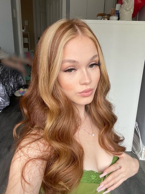 ceciliaaa on Twitter: "<3… " Ginger And Highlights, Blonde Highlights On Orange Hair, Fun Ginger Hair, Ginger Chunky Highlights, Light Ginger Blonde Hair, Multi Hair Color Ideas, Red Hair With Blonde Streaks, Dyed Hair Ginger, Ginger With Blonde