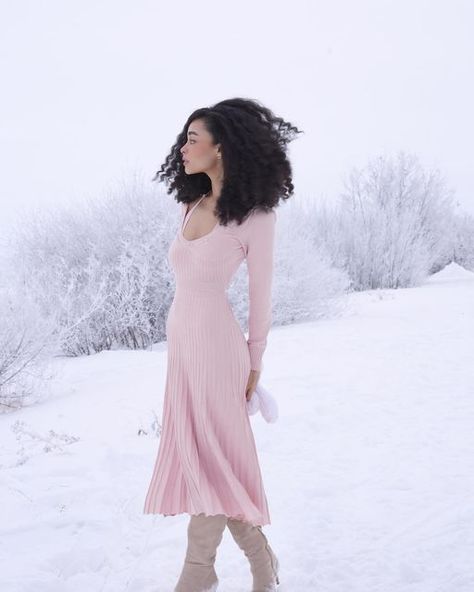 Pink Flare Dress, Valentine's Day Dress, Pink Knit Dress, Color Test, Winter Dress Outfits, Deep Winter, My Color, Michael Scott, Pink Knit