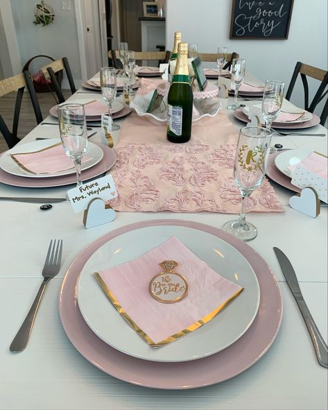 Bachelorette Party Table Decor, Bachelorette Table Set Up, Bachelorette Table Decorations, Bachelorette Party Table Set Up, Pink And Gold Table Setting, Bachelorette Table Decor, Bachelorette Party Table, Bachelorette Table, Bach Party Decorations