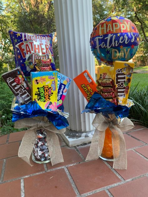 Cute Fathers Day Basket Ideas, Father Day Candy Ideas, Fathers Day Dollar Tree Diy, Fathers Day Gifts Ideas Diy Basket, Fathers Day Gifts Baskets, Father Day Basket Ideas, Father Day Gift Basket Ideas, Farther Days Ideas, Fathers Day Candy Bouquet