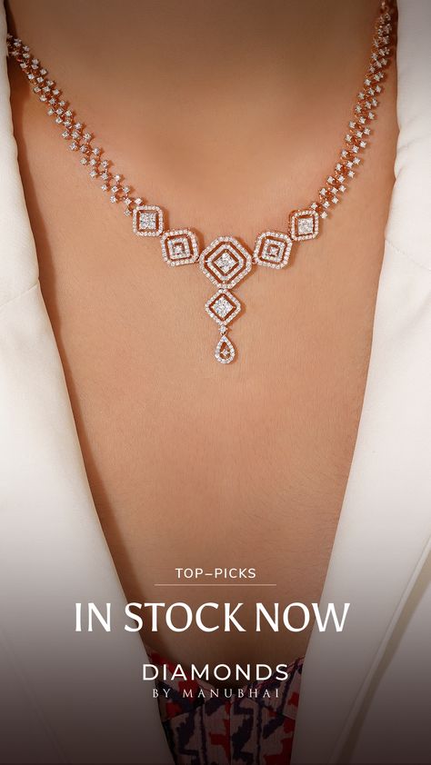 Diamond Necklace Diamond Square Pendant, Square Diamond Pendant Necklace, Diamond Big Pendant Design, Small Diamond Necklace Set, Delicate Necklace Diamond, Small Diamond Pendant Designs, Light Weight Diamond Necklace Indian, Small Diamond Sets, Latest Diamond Pendant Sets