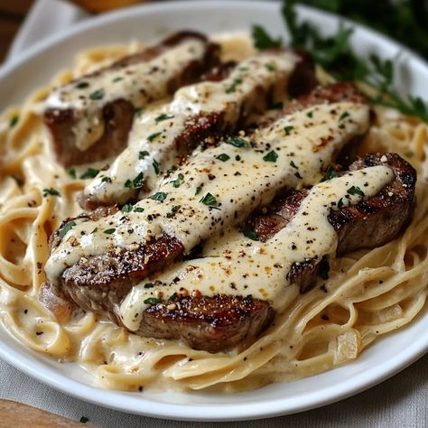 Olive Garden Steak Gorgonzola Alfredo Recipe Olive Garden Steak Gorgonzola Recipe, Steak Alfredo Pasta, Beef Alfredo, Steak Gorgonzola Alfredo, Gorgonzola Alfredo, Steak Alfredo, Steak Gorgonzola, Gorgonzola Recipes, Pasta Beef