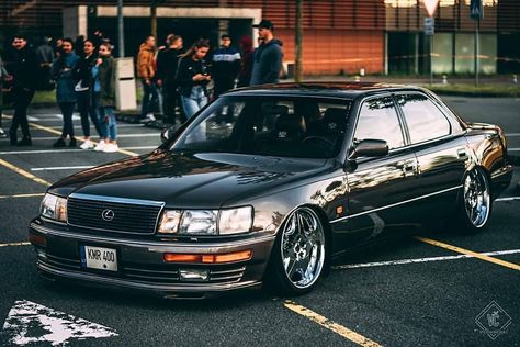 Lexus 400, 1990 Cars, Lexus Ls400, Car Cat, Slammed Cars, Stanced Cars, Mercedes G Wagon, Tuning Cars, Lexus Ls