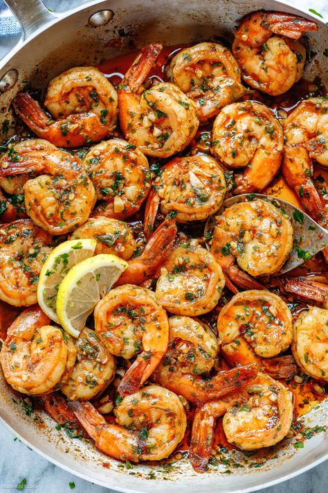 Frozen Shrimp Recipes, Spinach Mushroom Pasta, Buttered Shrimp Recipe, Skillet Shrimp, Best Shrimp Recipes, Sauteed Shrimp, Garlic Butter Shrimp, Frozen Shrimp, Butter Shrimp