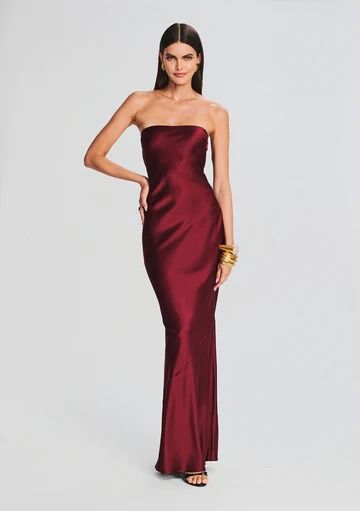 Keaton Silk Dress Fancy Elegant Prom Dresses, Red Dress Elegant Long Gowns, Prom Dress Long Open Backs, Red Dress Long Wedding Guest, Little Red Dress Silk, Long Open Side Dress, Open Back Dress Formal Long, Nordstrom Formal Gowns, Low V Long Dress