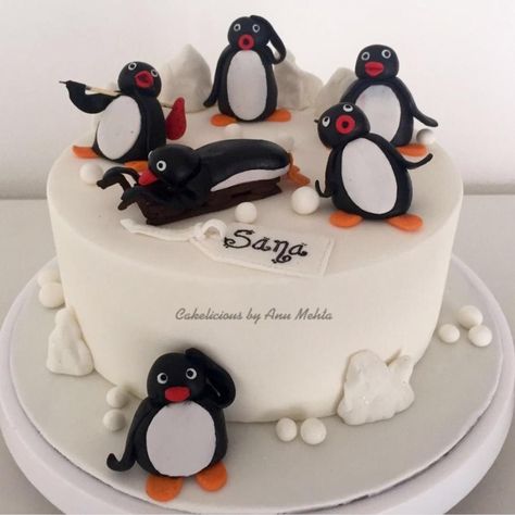 17 Cake Ideas, 17 Cake, Penguin Cake, Pingu Cake, Pingu Memes, Boys 18th Birthday Cake, Pingu Pingu, Penguin Cakes, Funny Birthday Cakes