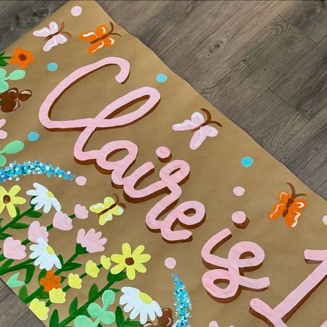 Kara’s Custom Banners on Instagram: "Love doing floral banners like this one 🌻💐🌸🌷  #handpaintedbanner #paintedbanner  #paintedbanners #paintedsigns #custombanner #brownpapersign #partydecor #birthdaybanner  #applebarrel #applebarrelpaint" Butcher Paper Banner, Painted Banner, Sweet 17, Birthday Painting, 1st Birthday Banners, Apple Barrel, Floral Banners, Paper Banners, Forest Painting