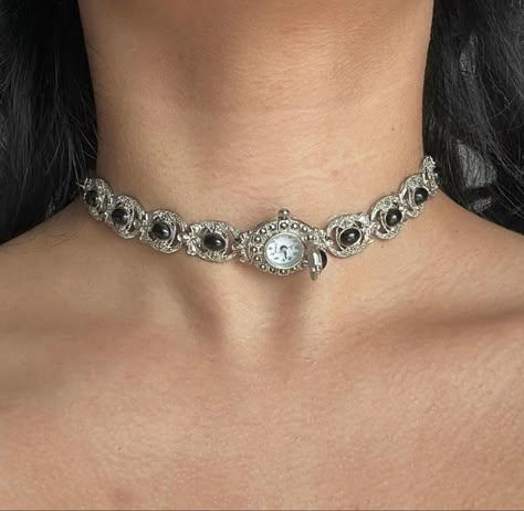 Heart choker