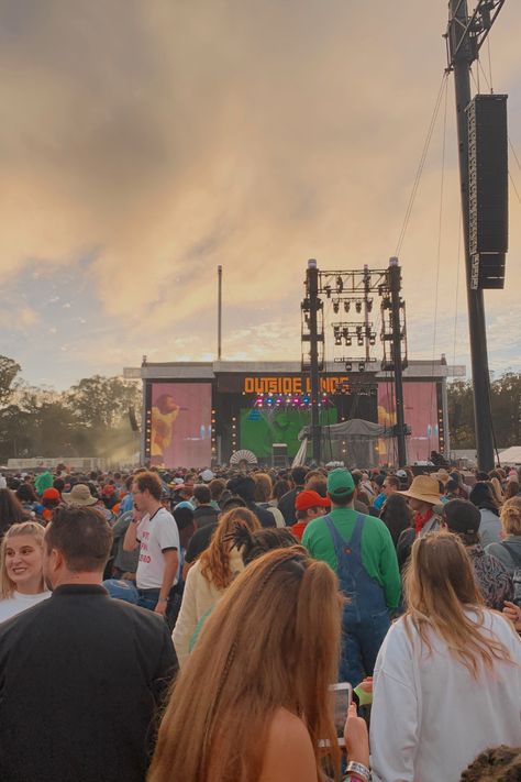 Outside Lands Music Festival, Sam Francisco, Outside Lands Festival, Summer Music Festival, Festival Aesthetic, Outside Lands, Vision Board Photos, Summer Music Festivals, Watch The Sunset