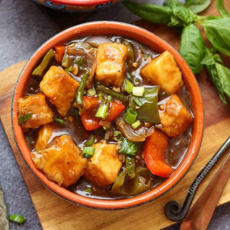 Basil Chilli Paneer(Gravy) Chilli Basil Paneer, Chilly Paneer, Fried Paneer, Paneer Gravy, Mushroom Fried Rice, Spicy Gravy, Chilli Paneer, Paneer Dishes, Tamari Sauce