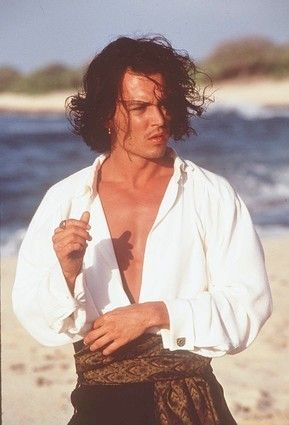 Don Juan De Marco... Johnny Depp has never looked better. YUM. Johnny Depp 90s, Johnny Depp Wallpaper, Donnie Brasco, John Depp, Barnabas Collins, جوني ديب, Kaptan Jack Sparrow, Lucy Van Pelt, 21 Jump Street