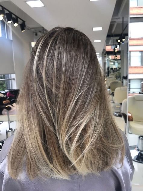 Cocoa Highlights, Brown Hair Inspo, Brunette Hair With Highlights, Ash Blonde Hair, Brown Hair Balayage, Balayage Hair Blonde, Blonde Hair Looks, Light Hair Color, Hair Stylies