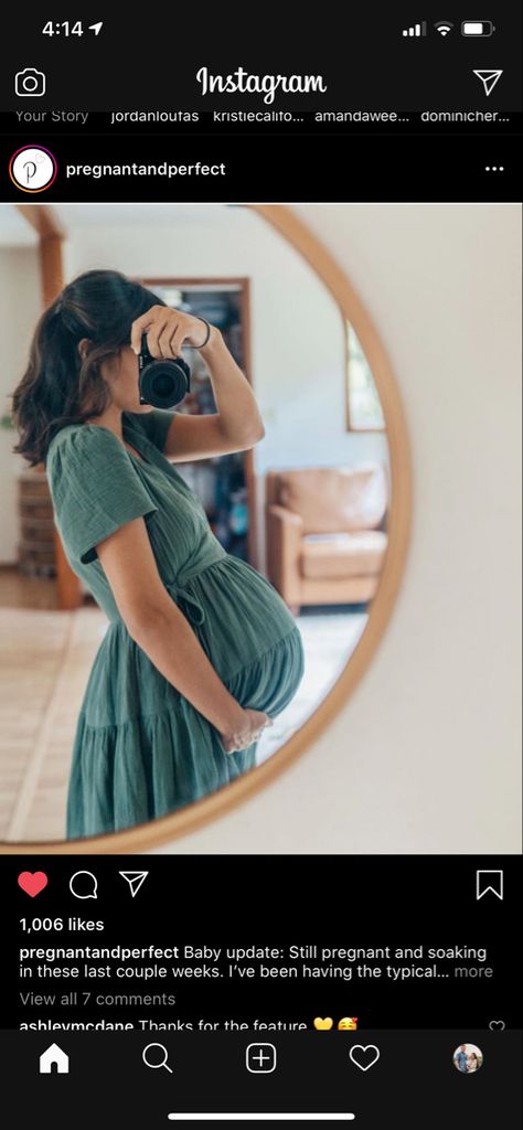 Baby Belly Photos, Maternity Photography Tips, Spiegel Selfie, Maternity Dresses Photography, Belly Pics, Baby Bump Pictures, Bump Pictures, Cute Pregnancy Pictures, Home Idea