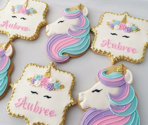 Extravagant Cookies, Unicorn Icing, Unicorn Sugar Cookies, Unicorn Birthday Party Decorations, Cookies Decoradas, Unicorn Themed Birthday Party, Unicorn Cookies, Unicorn Birthday Cake, Birthday Unicorn