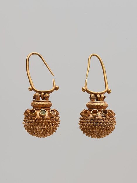 Ancient Jewels, Roman Jewelry, Ancient Jewellery, Historical Jewellery, Greek Jewelry, Ancient Jewelry, Gold Earrings Designs, Traditional Jewelry, Gold Enamel