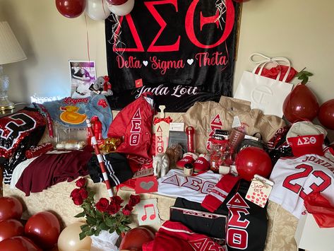 Delta Sigma Theta Room Decor, Delta Sigma Theta Gifts, Divine Nine, Delta Sigma Theta Sorority, Cross Gift, Delta Sigma Theta, Sorority Gifts, Cute Couples Goals, Sorority