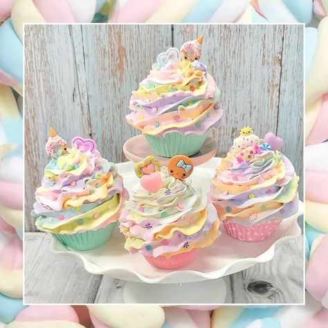 Candy Themed Cupcakes, Cupcake Centerpieces, Deco Cupcake, Foam Christmas Ornaments, Candy Cupcakes, Ice Cream Party Theme, Fake Candy, Candy Cupcake, Donut Decorations