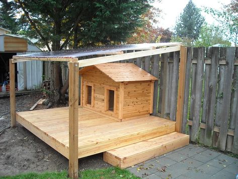 Dog Run - Roof Added | Keith MacLeod | Flickr Outdoor Dog Spaces, Dog Run Ideas Backyard, Dog House Diy Outdoor, Dog Run Ideas, Dog Spaces In House, Dog Kennel Roof, Large Dog House Outdoor, Diy Dog Run, Big Dog House