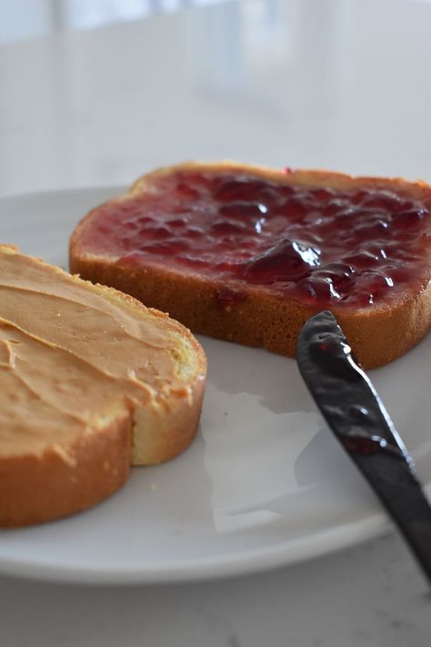 Sandwich Peanut Butter, Peanut Butter Jelly Sandwich, Peanut Butter And Jelly Sandwich, Jelly Sandwich, Strawberry Shortcake Recipes, Bread Art, Food Photography Inspiration, Peanut Butter And Jelly, Peanut Butter Jelly