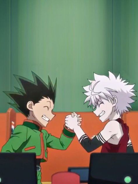 hxh Gon X Killua, Gon Killua, Funny Iphone Wallpaper, Funny Doodles, Best Duos, Hunter Anime, Hello Kitty Pictures, Locked Wallpaper, Wallpaper Designs