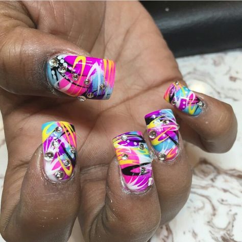 Splatter paint nails Baddie Pfp, Paint Nails, Splatter Nails, Neon Painting, Splatter Paint, Cute Nail Art, Paint Splatter, Nail Ideas, Cute Nails