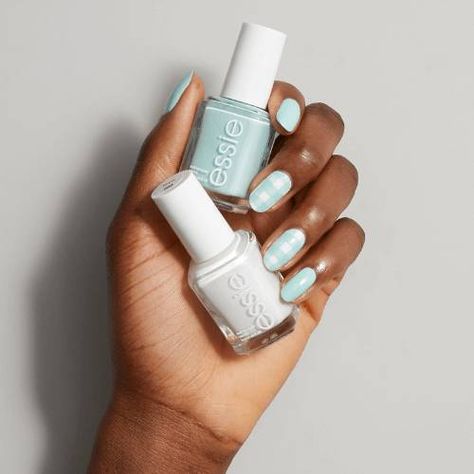 Essie Marshmallow, Mint Nail Polish, Essie Mint Candy Apple, Simple Manicure, Essie Colors, Mint Nails, Nail Designs Ideas, Dry Nails Quick, Coastal Grandmother