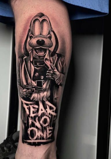 Tear No One Badass Gangsta Tattoo Lethal Tattoo, Gangsta Cartoon Characters Tattoos, Glogang Tattoo, Fear Nothing Tattoo, Fear No One Tattoo, Goofy Tattoos, Disney Characters Tattoos, Tattoo Gangster, Gap Filler Tattoo