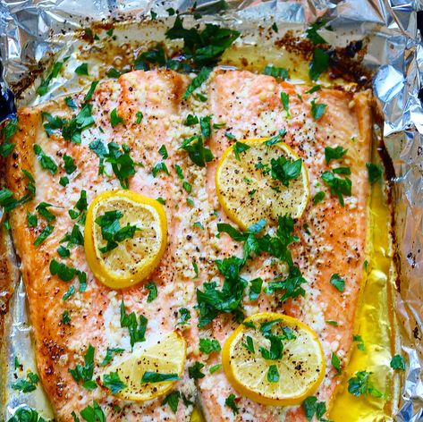 Easy Lemony Baked Steelhead Trout – The 2 Spoons Baked Trout Recipes, Trout Recipes Oven, Steel Head Trout Recipes, Baked Steelhead Trout, Steelhead Recipes, Steelhead Trout Recipe Baked, Steelhead Trout Recipe, Baked Trout, Trout Recipe