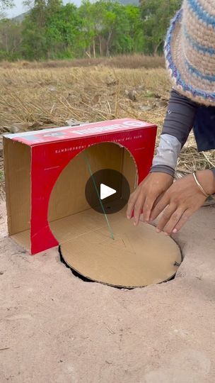 How To Make Traps, Bird Trap, Animal Traps, Wood Craft, Birdwatching, Diy Hacks, Bushcraft, Bird Feeders, Wood Crafts