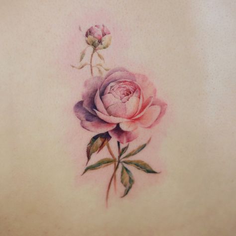 24 Tattoos That Highlight Femininity Better Than a Little Black Dress Mucha Tattoo, Peony Flower Tattoos, Watercolor Rose Tattoos, Beautiful Flower Tattoos, Shoulder Tattoos, Peonies Tattoo, Tattoo Designs And Meanings, Tat Ideas, Flower Tattoo Designs