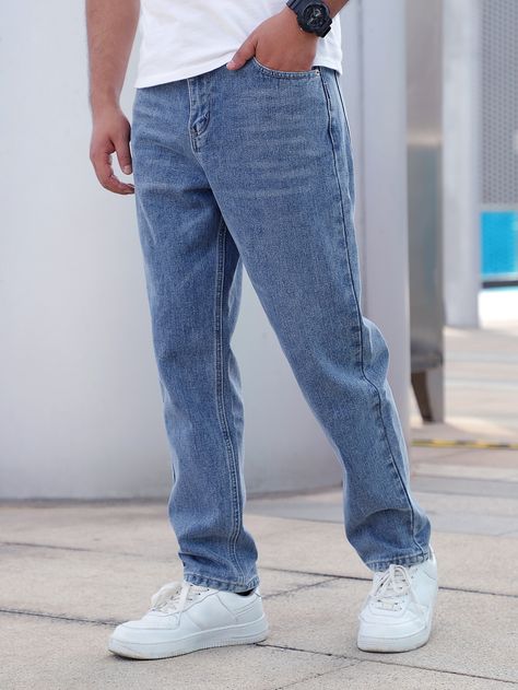 Mens Blue Jeans Outfit Casual, Lose Fit Jeans Outfit Men, Regular Pants Outfit Men, Relax Jeans Outfit, Mens Jeans Straight Fit, Straight Leg Mens Jeans, Men Straight Jeans, Relaxed Fit Jeans Men Outfit, Relaxed Pants Outfit Men