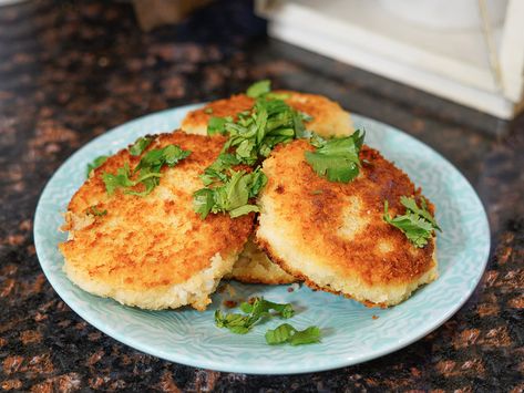 Crab Cakes Without Mayo, Crab Cakes No Mayo, No Mayo Crab Cakes, Potato Crab Cakes, Creamy Crab Croquette, Wheat Belly Diet Recipes, Crab Croquettes, Easy Crab Cakes, Crab Cake Appetizer