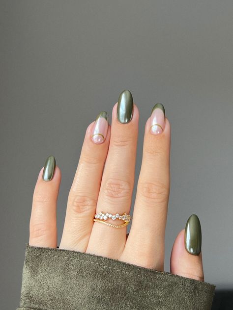 #greennails #glazeddonutnails #chromenails #shinynails #fallnails #nailideas #frenchnails nailtrends, autumn nails, spooky season, simple nail art, diy nails, tutorial , nail inspo #Nails #nailart #naildesigns #nailtrends #nailinspiration #nailinspo #nailideas #naturalnails #diymanicure #diynails #fallnails #fallmood #fall2023 #fallbeauty #aestheticnails #beautyhacks #nailvideos #jewelry #pearlescentnails #halfmoonnails Chrome Manicure, Milky Nails, Chrome Nails Designs, Cute Nails For Fall, Green Nail Designs, Green Nail, Fall Nail Designs, Chic Nails, Chrome Nails