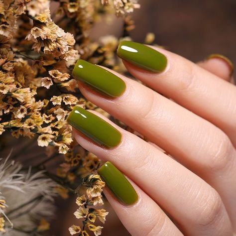 Instagram'da Born Pretty Official: “🥑Avocado green, 🙋‍♀️prepare for your autumn nails.💅 . . Tap the bio link👏 search B07QXMM6W2 you will find it.😘 . . #bornpretty…” Olive Nails, Elegant Touch Nails, Nail Laquer, Nail Paint Shades, Feet Nail Design, Fall Nail Polish, Cute Nails For Fall, Simple Gel Nails, Pretty Gel Nails