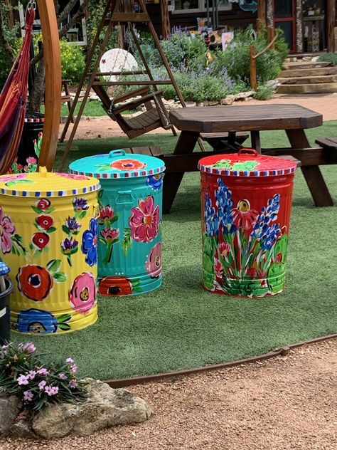 Painted Plastic Trash Cans Ideas, Painted Trash Cans Ideas, Painted Garbage Cans Diy, Painted Metal Trash Can Ideas, Painted Gas Can, Painted Garbage Cans, Painted Metal Trash Cans, Painted Galvanized Trash Can, Metal Trash Can Painted