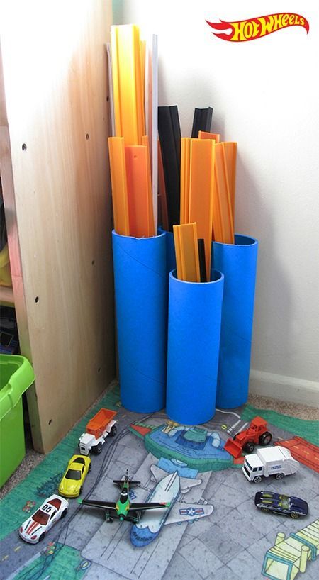 1000+ ideas about Hot Wheels Storage on Pinterest | Hot Wheels ... Hot Wheels Track Storage, Hot Wheels Bedroom, Toys Organization, Hot Wheels Storage, Hot Wheels Room, Kids Bedroom Storage, Boys Playroom, Storage Kids Room, Playroom Storage