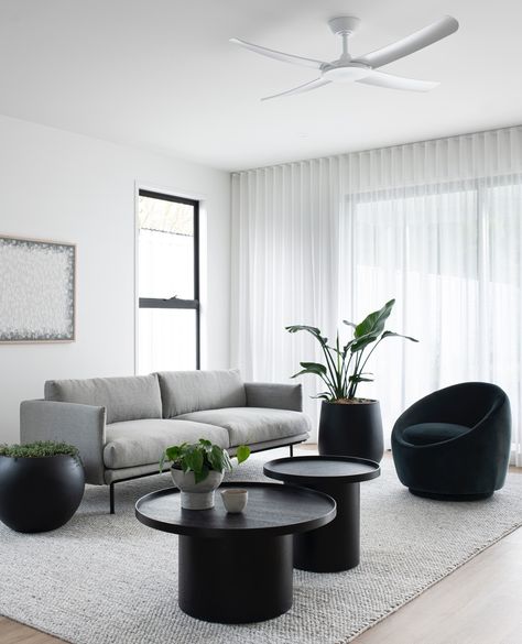 Living Room Ceiling Fan, Monochrome Decor, Black And White Living Room, Monochrome Interior, White Living, White Living Room, Living Room White, Decor Home Living Room, Living Room Decor Apartment