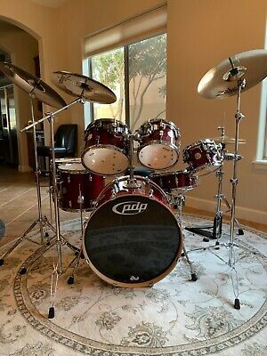 Cool Drum Set Aesthetic, Electric Drum Set Aesthetic, Drumset Aesthetic, Drum Kit Aesthetic, Drum Set Aesthetic, Cool Drum Set, Drummer Aesthetics, Cool Drums, Drums Aesthetic