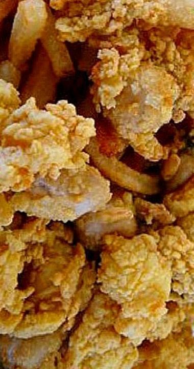 Fried Clams Recipe New England, Fried Clams Recipe, New England Food, Clams Recipe, England Food, Fried Seafood, Fried Scallops, Fried Clams, Taiwanese Cuisine