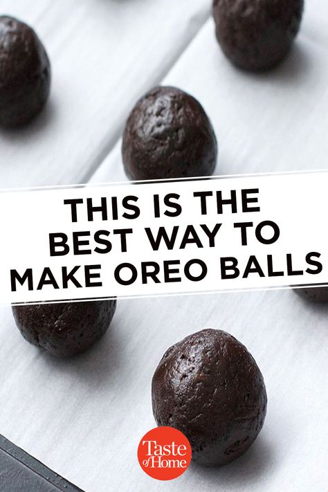 Oreo Ball Cookies, Recipe For Oreo Balls, Best Oreo Balls Recipe, Oreo Cheesecake Balls Recipes, How To Make Oreo Balls Video, Things To Bake With Oreos, Oreo Balls Without Food Processor, Oreo Balls On A Stick, Reeses Oreo Balls