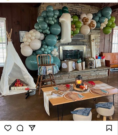 Mountain Themed First Birthday Party, Happy Camper Balloon Garland, One Happy Camper First Birthday Balloons, One Happy Camper Balloons, One Happy Camper Theme, One Happy Camper Balloon Arch, One Happy Camper Photo Shoot, One Happy Camper First Birthday Decor, Boy Birthday Theme Ideas