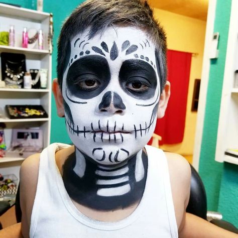 Day Of The Dead Makeup Easy Men, Day Of The Dead Boys Makeup, Boys Dia De Los Muertos Makeup Ideas, Day Of The Dead Makeup Men Simple, Sugar Skull Makeup Easy Men, Skull Face Paint Kids, Male Day Of The Dead Makeup, Sugar Skull Face Paint Men, Mens Day Of The Dead Makeup